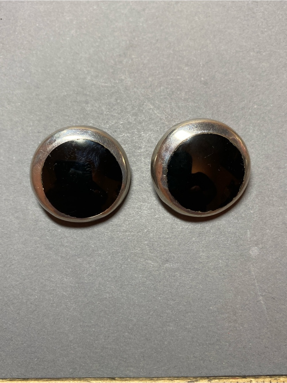 Vintage Mexico sterling silver black circle clip earrings